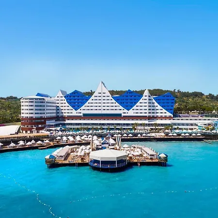 Курортний комплекс Orange County