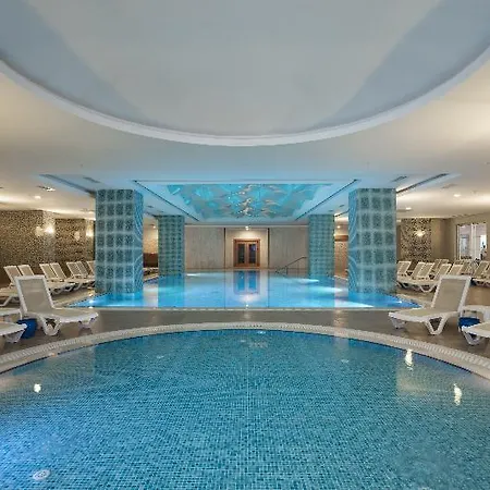Курортний комплекс Orange County Аланія