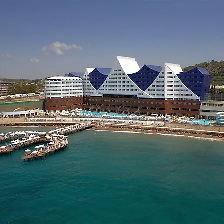 Orange County Курортний комплекс 5*