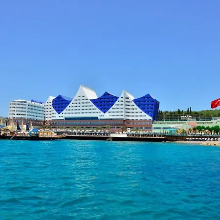 Orange County Курортний комплекс 5*