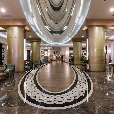 Курортний комплекс Orange County 5*