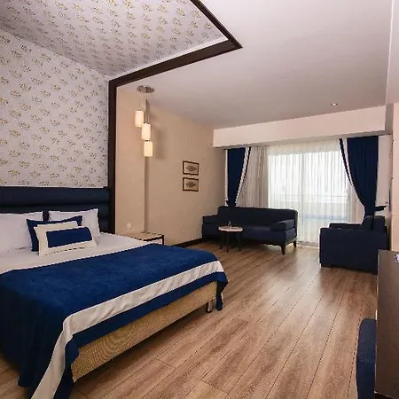 Orange County Курортний комплекс 5*