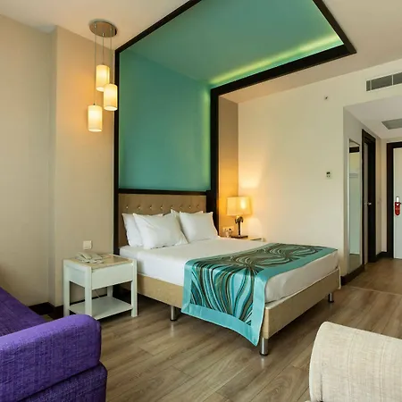 Orange County Üdülőközpont 5*